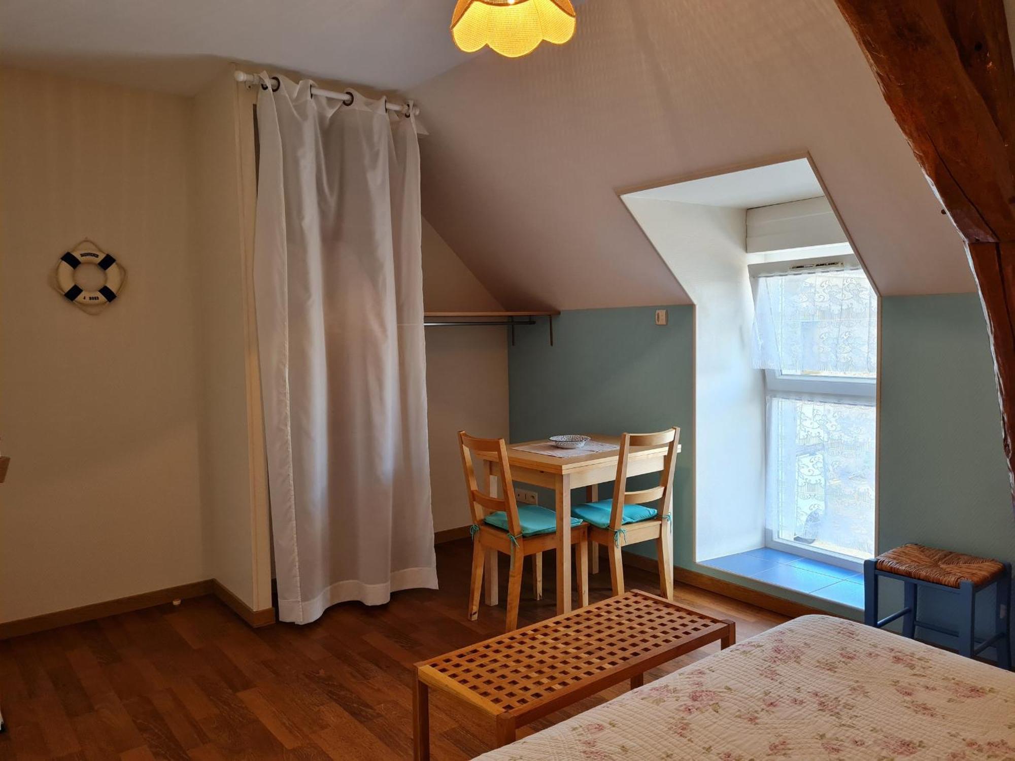 Ferme Renovee Au Calme - 4 Chambres, Petit-Dejeuner Inclu - Fr-1-590-450 Cravant  エクステリア 写真