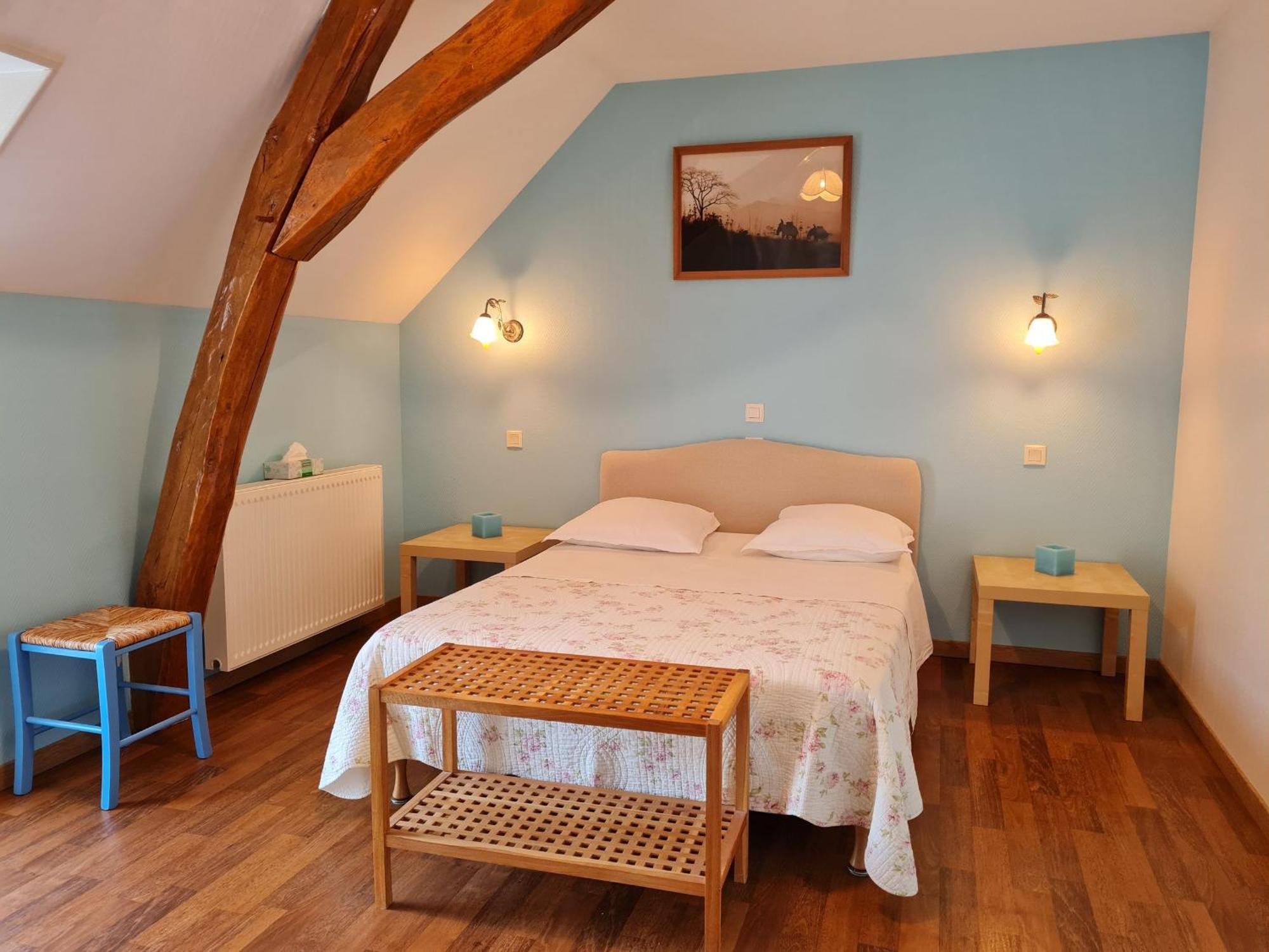 Ferme Renovee Au Calme - 4 Chambres, Petit-Dejeuner Inclu - Fr-1-590-450 Cravant  エクステリア 写真